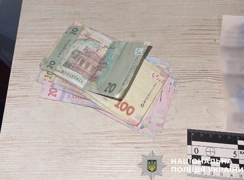 На Бучанщині викрили збут метадону та сильнодіючих препаратів: чоловіку повідомили підозру - 1