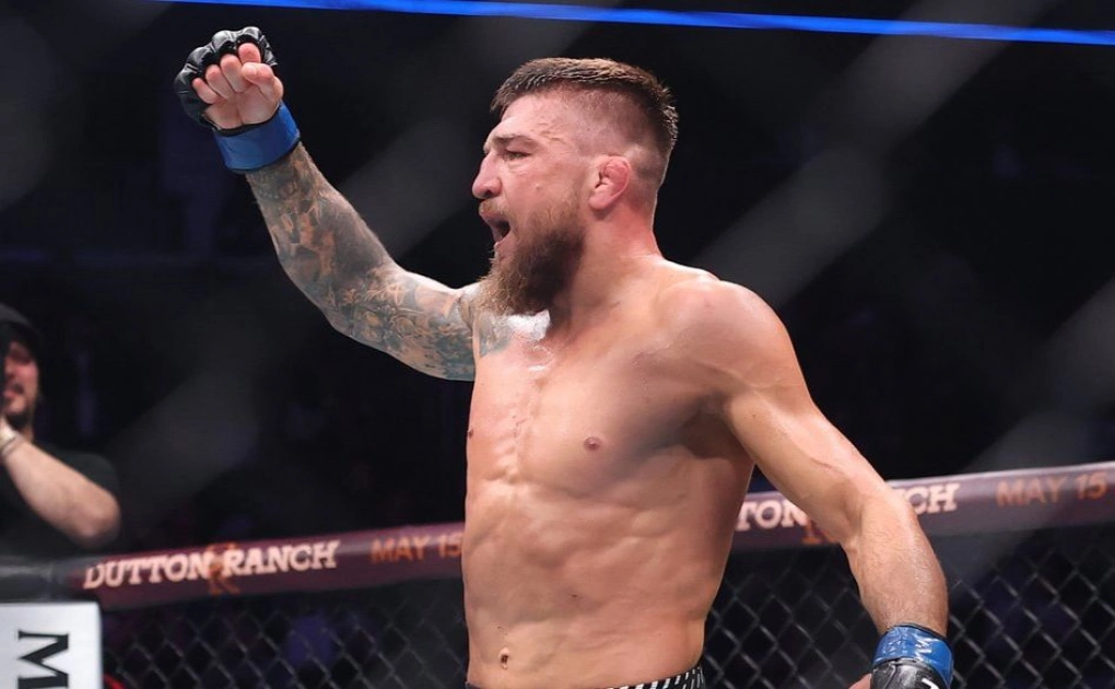Боєць з Київщини Ярослав Амосов здобув другу перемогу в UFC та ефектно відсвяткував успіх - 1