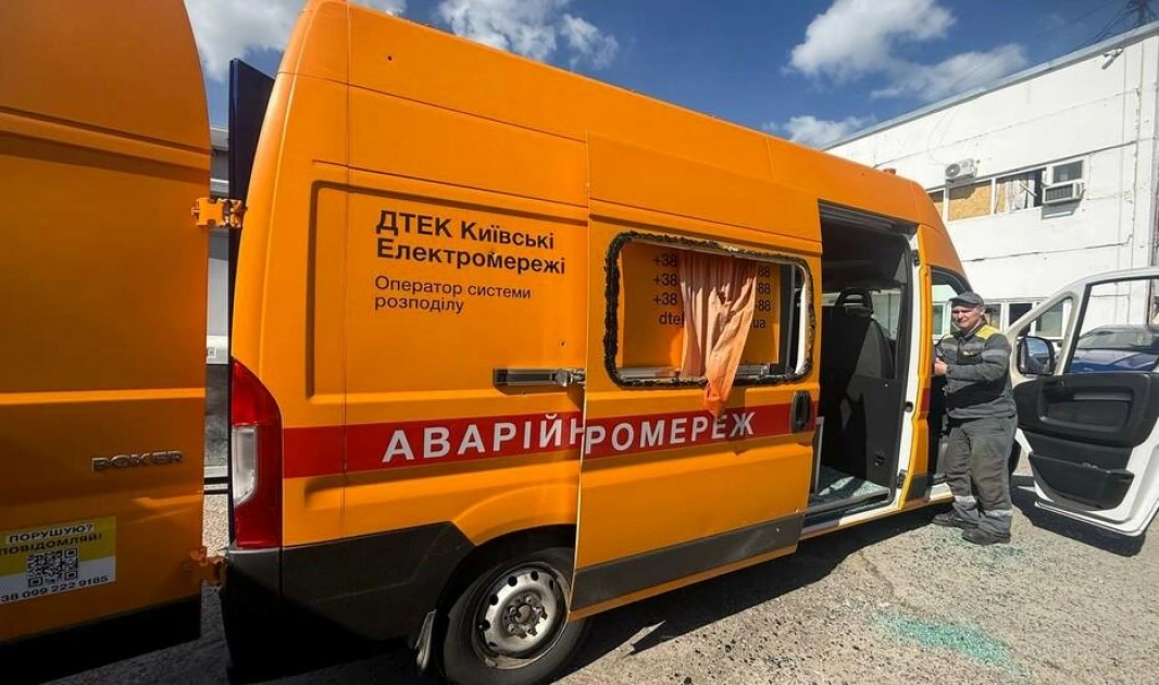У Києві після атаки пошкоджено енергетичну інфраструктуру та спецтехніку ДТЕК - 2