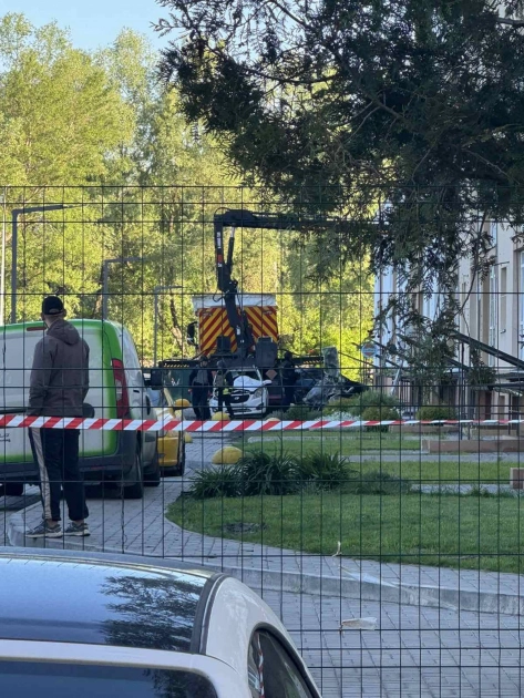 Очевидці про ракетний удар: евакуація через вікна та нерозірвана ракета в будинку - 1