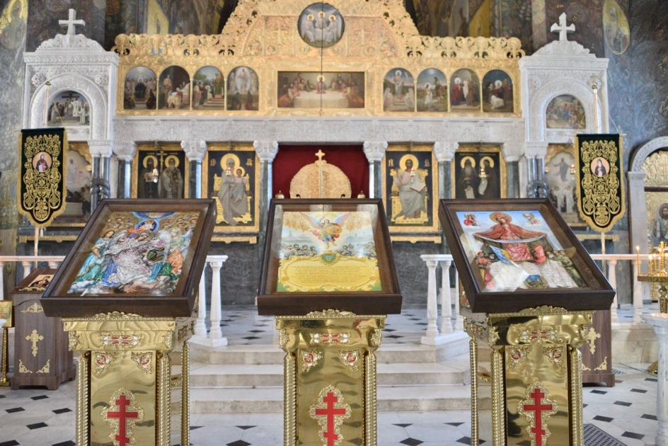 «Щит для воїнів»: у Лаврі передали військовим особливі ікони, створені для фронту - 3