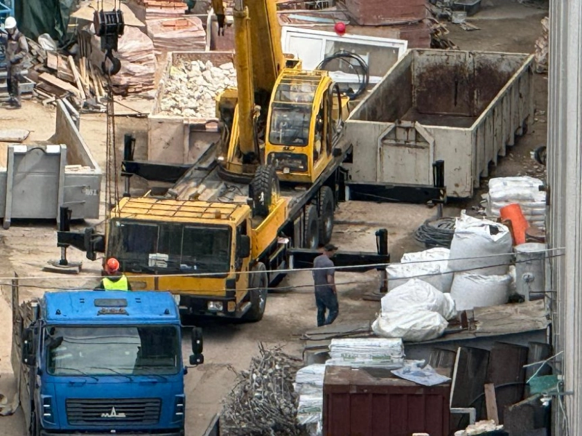 Історія під загрозою: у Києві продовжують демонтаж Будинку Ткацького цеху на Фролівській - 3