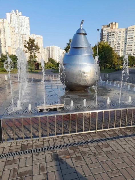 У Києві стартував сезон фонтанів: де вже працюють водограї у парках і скверах - 2