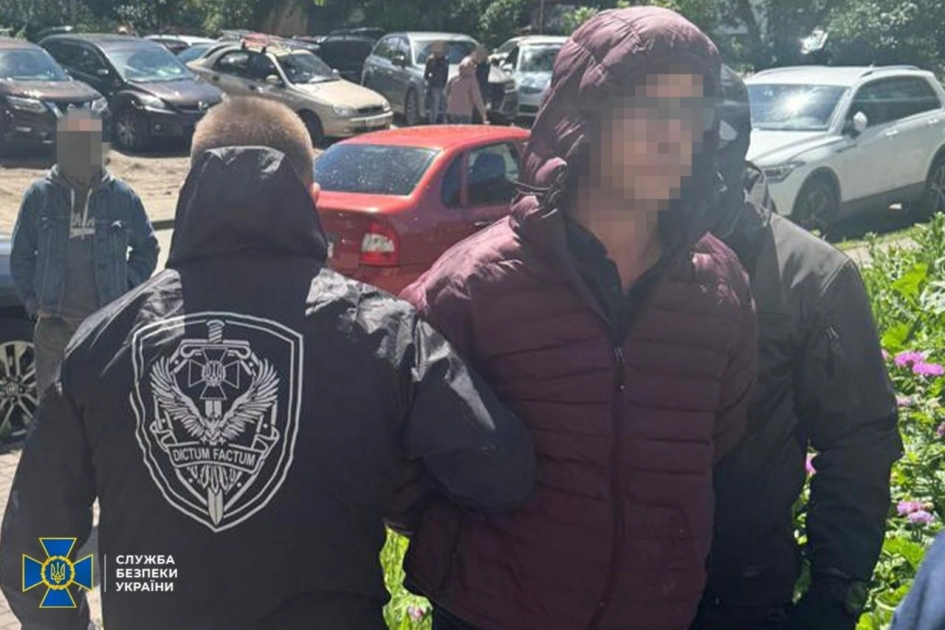 На Київщині затримали двох посадовців БЕБ: що відомо про справу - 1