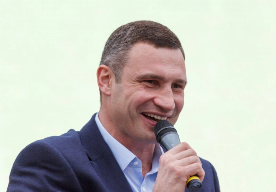 Кличко привітав київських випускників із останнім дзвоником: що сказав мер - 1