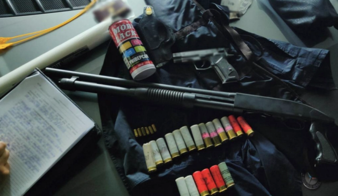 У Печерському районі Києва чоловік випадковим пострілом із рушниці тяжко поранив жінку - 1