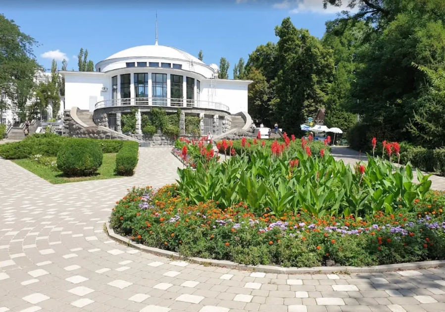 У ботсаду Фоміна у Києві вперше відкрили закриту частину для відвідувачів - 3