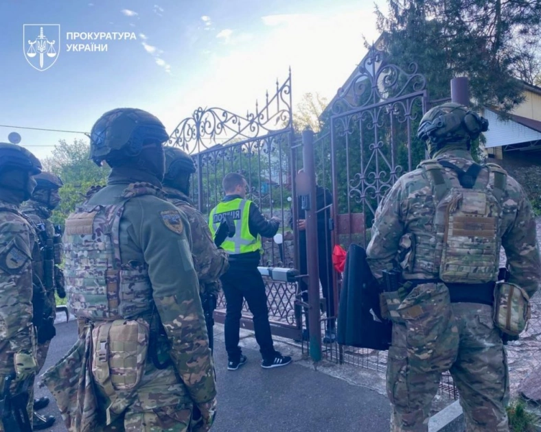 На Київщині судитимуть 9 учасників злочинної організації за сексуальну експлуатацію жінок - 3