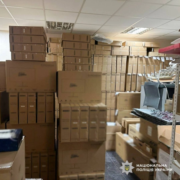 У Києві викрили схему розкрадання майже 1 млн грн на закупівлях техніки для ДСНС - 1