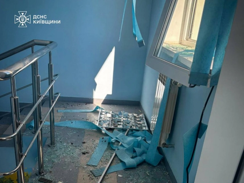 Удар по молокозаводу на Київщині: є загиблі та поранені працівники - 4