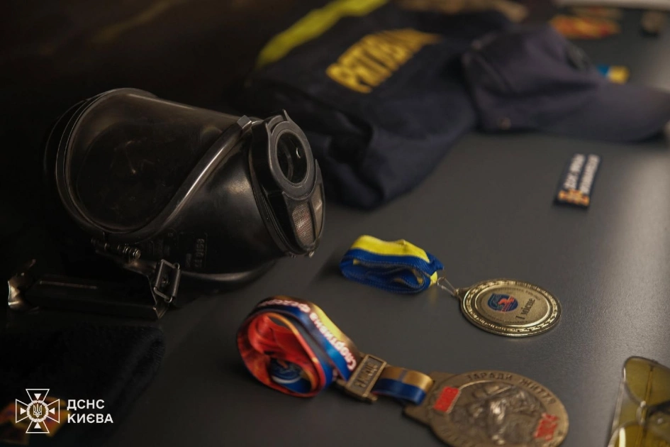 У Києві вшанували пам’ять загиблих рятувальників: рік після трагедії під час обстрілу Солом’янського району - 2