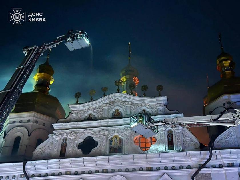 Росія атакувала Київ 611 дронами і 70 ракетами: пошкоджені Лавра, кіностудія Довженка та термінал Нової пошти - 1