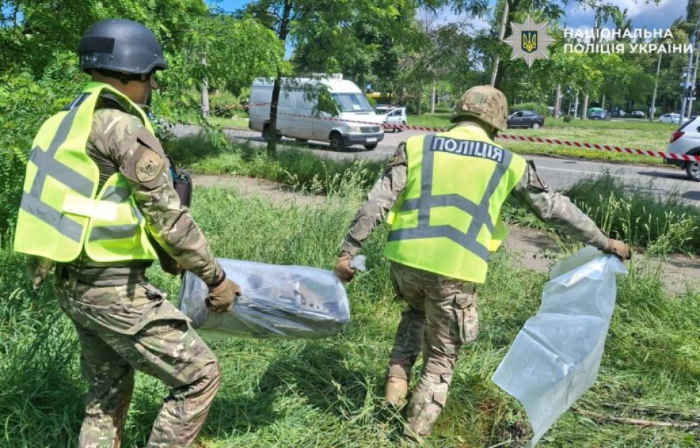 У Шевченківському районі Києва виявили бойову частину дрона “Герань-2” після обстрілу - 1