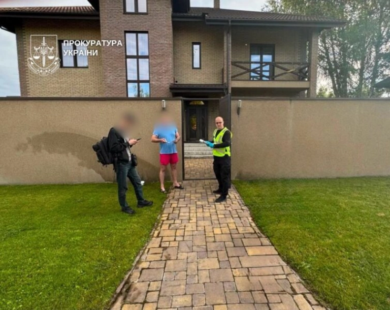 У Деснянському районі Києва викрили схему розкрадання 3 млн грн на харчуванні для шкіл і садочків - 1