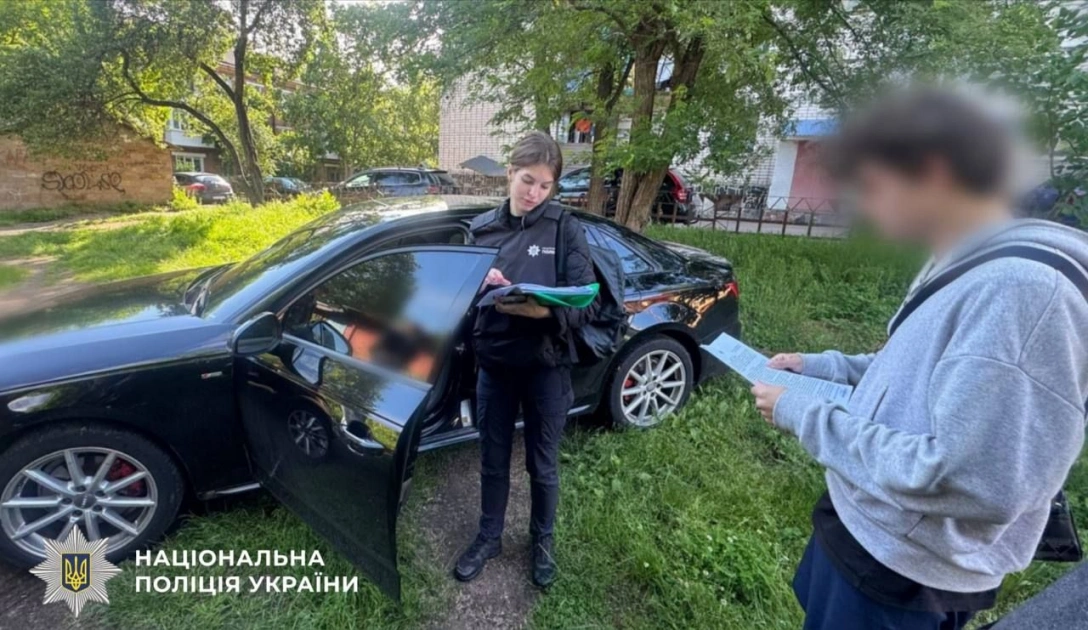 На Київщині викрили шахраїв, які видавали себе за фонди та ошукали людей на понад 1 млн грн - 2