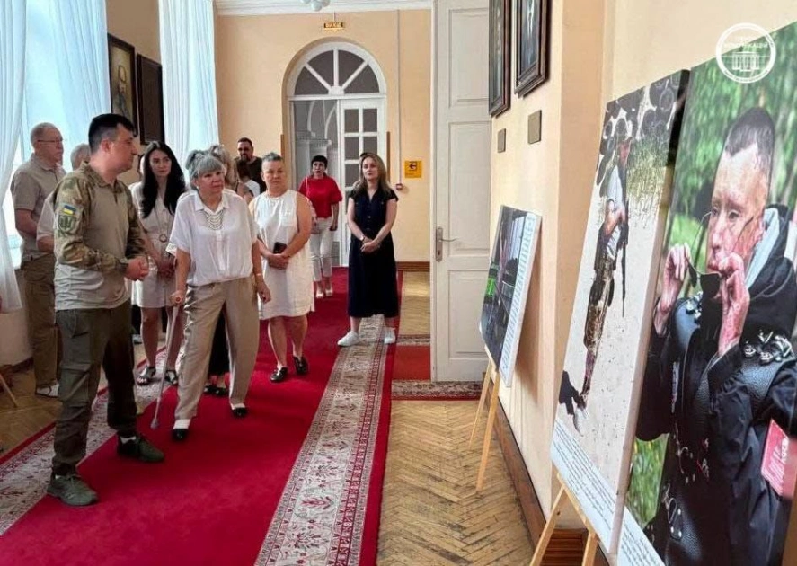 У КНУ відкрили фотовиставку про життя ветеранів після фронту: 21 історія без стереотипів - 3