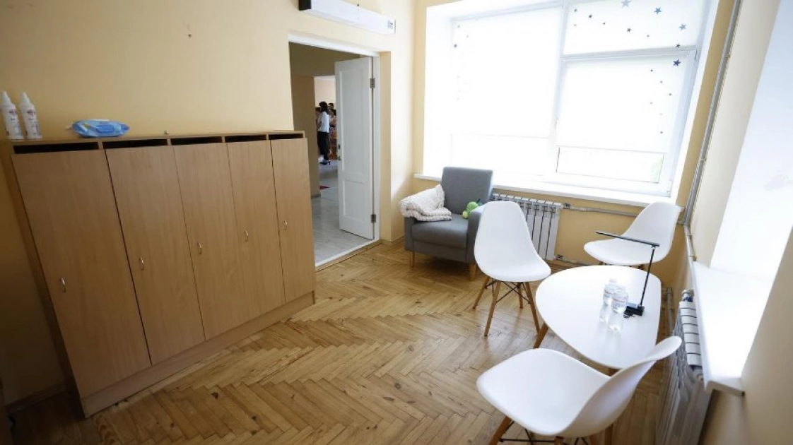 У Києві запускають послугу «тимчасового відпочинку» для батьків дітей з інвалідністю: як отримати - 2