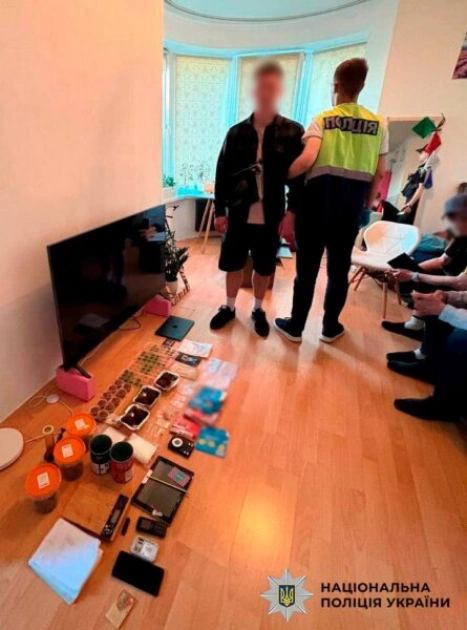 У Києві затримали наркоторговця з товаром на 3 млн грн: викрито міжнародний канал - 1
