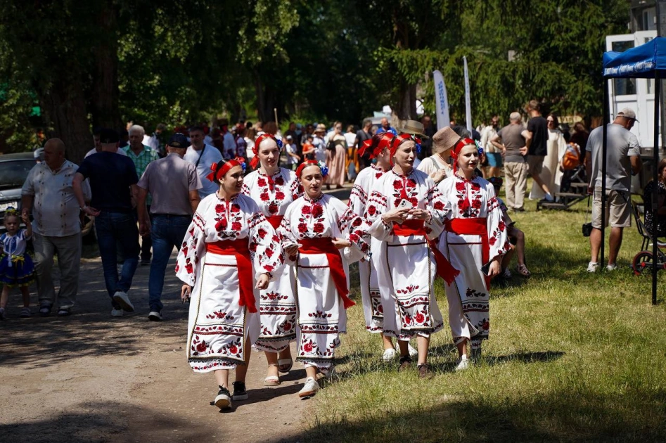 Фестиваль у Переяславі: рекордний борщ із карасями та збір на літак «Чисте небо» - 3