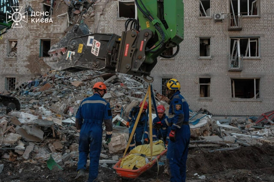 У Києві зросла кількість жертв російського удару: загинули 30 людей - 3