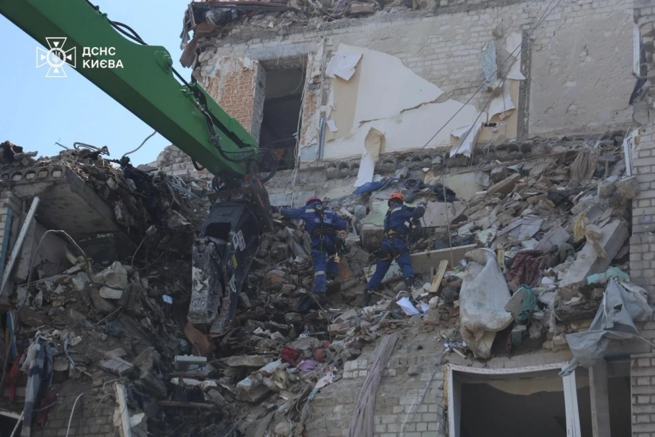 У Києві зросла кількість жертв російського удару: загинули 30 людей - 2