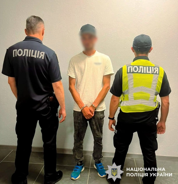 На Київщині затримали наркозакладника з понад 180 дозами PVP: йому загрожує до 10 років в'язниці - 1