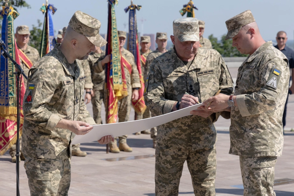 На Алеї українського війська відкрили пам'ятний знак на честь зенітників ЗСУ - 2