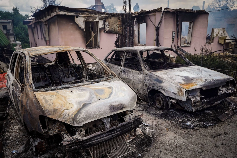 У Вишневому після масованої атаки загинули троє людей, близько 500 мешканців евакуювали - 1