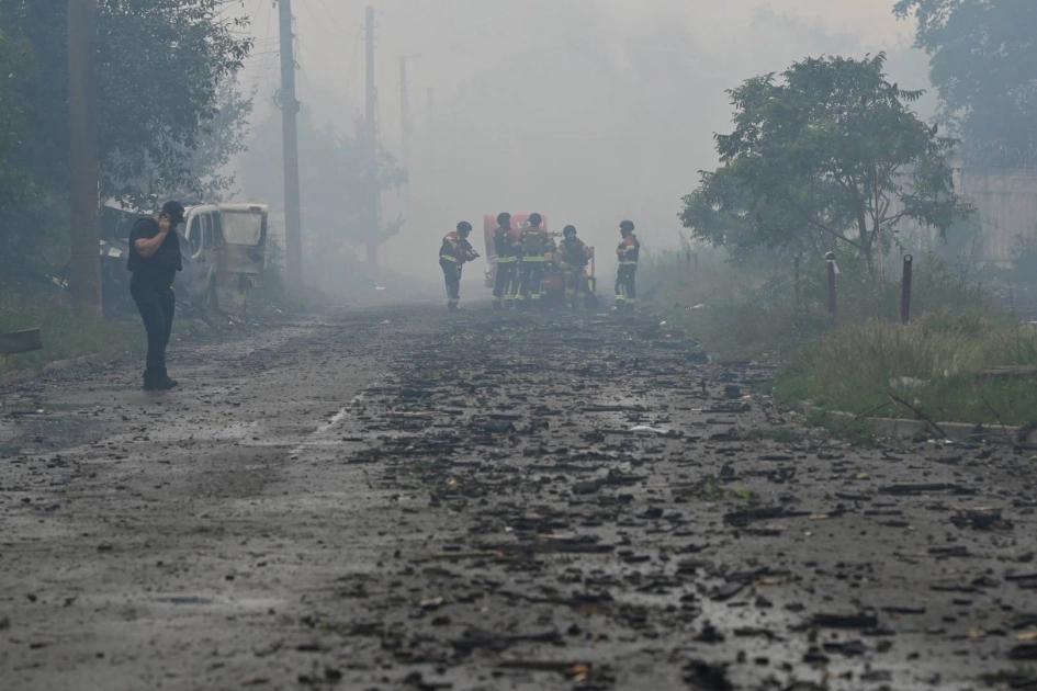 У Вишневому після масованої атаки загинули троє людей, близько 500 мешканців евакуювали - 4