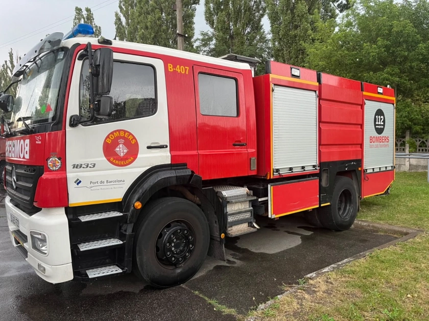 Київ отримав від Барселони пожежні автомобілі та генератори: де використовуватимуть допомогу - 2