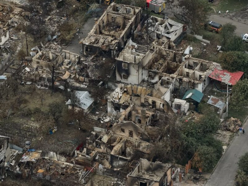 Вишневе після російської атаки: фотографи показали масштаби руйнувань - 14