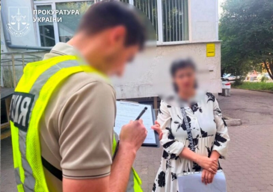 Мешканку Київщини підозрюють у продажі новонародженої дитини за 20 тисяч доларів - 2