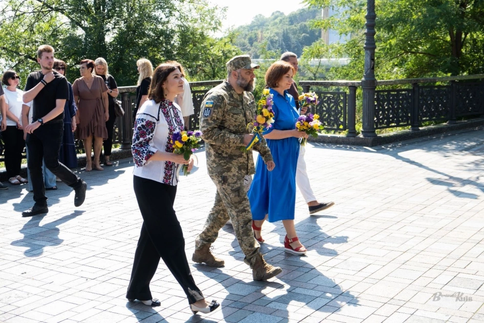 У Києві вшанували князя Володимира та нагадали про понад тисячолітню історію української державності - 4