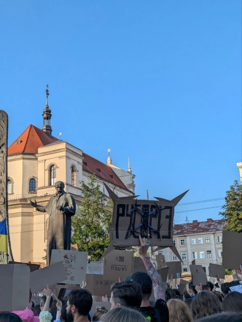 У Києві вдруге відбулися протести через кадрові зміни в Міноборони - 2