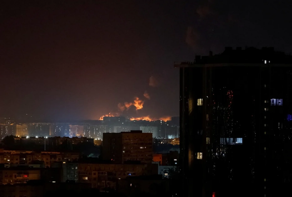 Росія масовано атакувала Київ балістикою: загиблий, 15 постраждалих і пожежі у п’яти районах - 2