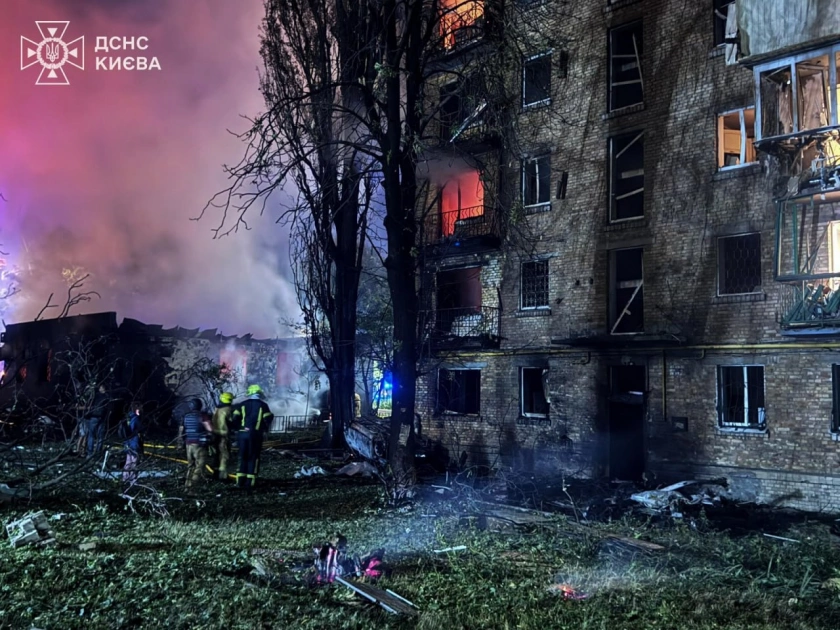 Зеленський назвав атаку на Київ однією з наймасованіших: 16 поранених, працюють 600 рятувальників - 5