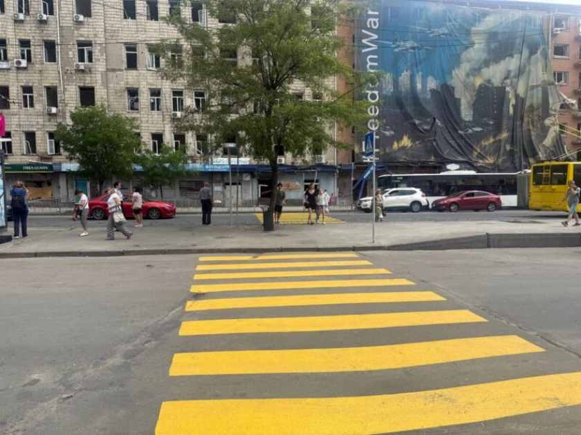 На Лук’янівці відкрили наземний перехід після руйнування підземного через ракетний удар - 1