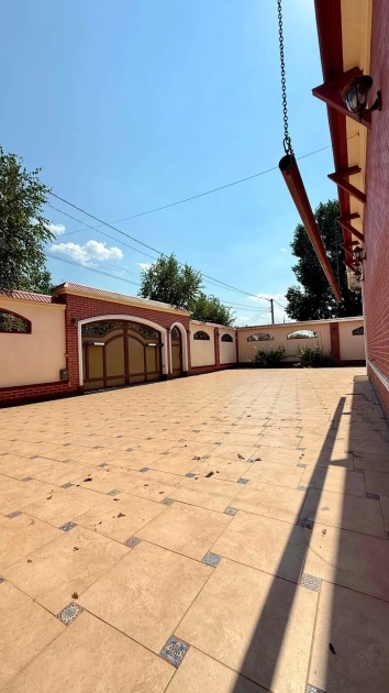 Під Києвом продають 11-кімнатний маєток за $780 тисяч: фото будинку - 5