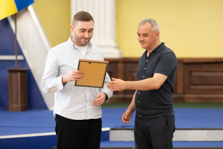 У Києві нагородили 42 працівників торгівлі - від продавців до керівників мереж - 4
