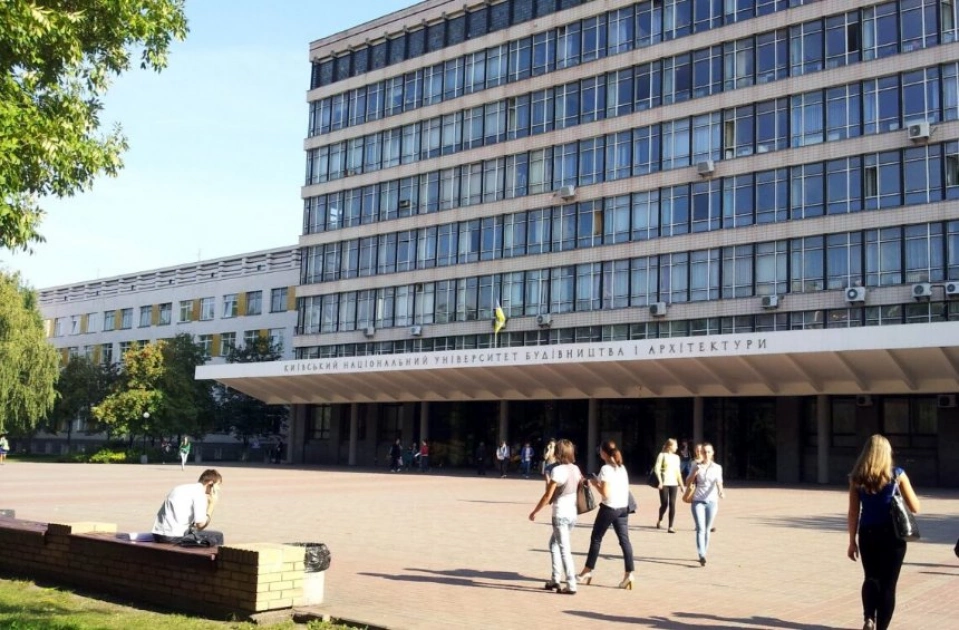 Вартість навчання у вишах Києва 2026: ціни на контракт у КНУ, КПІ, НаУКМА та інших - 7