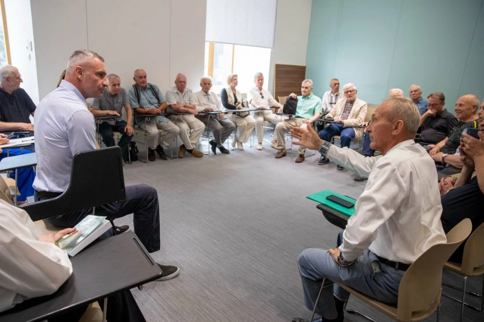 За 13 місяців до незалежності: у Києві відзначили річницю підняття синьо-жовтого прапора - 1